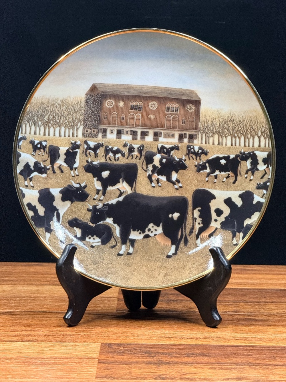 THE AMERICAN FOLK ART COLLECTION Spring Pasture Collector Plate
